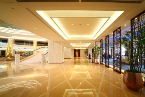 佛靠金装，人靠衣装，酒店地面靠什么来‘装’？