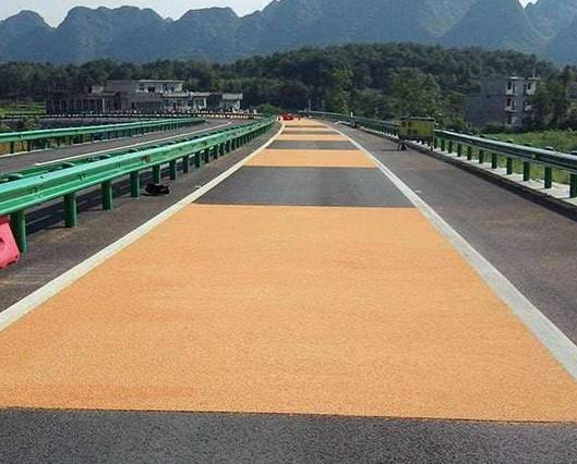 SP彩色路面工程的优点