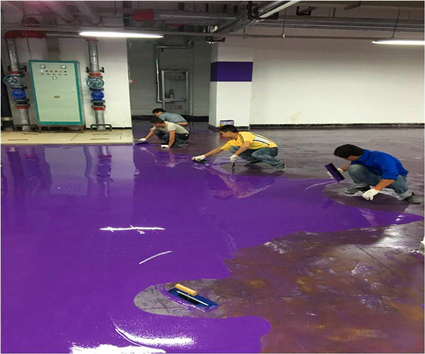 回潮季节环氧地坪漆施工技巧